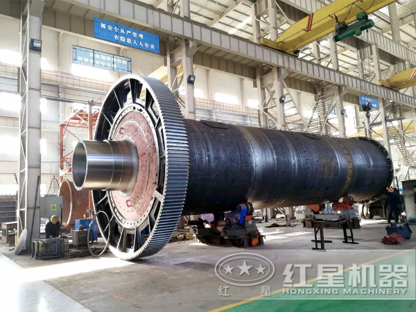 日產(chǎn)200噸金礦球磨機(jī)內(nèi)部結(jié)構(gòu) 日產(chǎn)200噸金礦球磨機(jī)內(nèi)部結(jié)構(gòu)