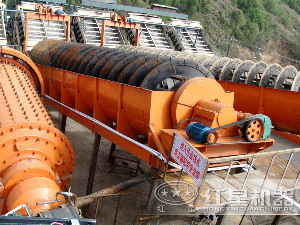 鉛鋅礦磨礦分級現場 鉛鋅礦磨礦分級現場