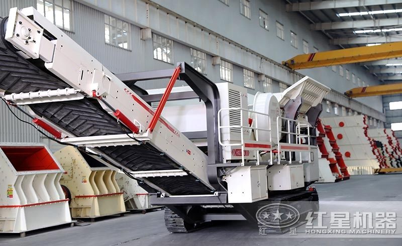 小型車載式鵝卵石破碎機，履帶液壓驅動