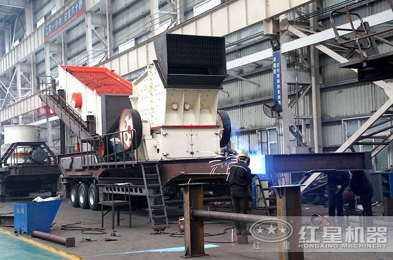 時(shí)產(chǎn)150噸建筑垃圾移動(dòng)破碎機(jī),可定制 時(shí)產(chǎn)150噸建筑垃圾移動(dòng)破碎機(jī),可定制