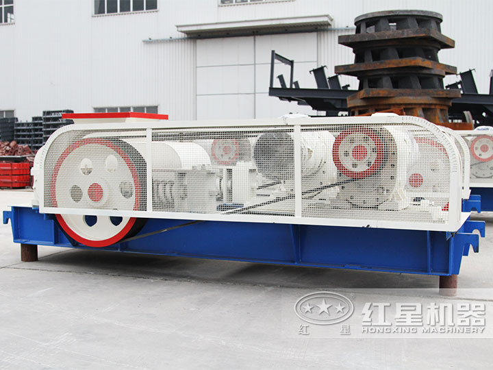 對輥式碎石機，結(jié)構(gòu)簡單應用廣泛