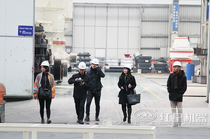 規?；O備廠房，提供立式復合破碎機免費咨詢