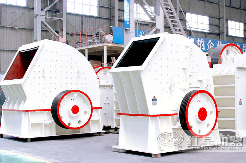重錘式破碎機:破碎煤矸石一次成型 重錘式破碎機:破碎煤矸石一次成型