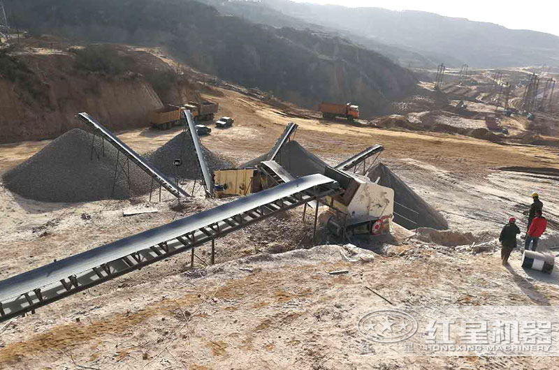 時產200噸反擊破碎機作業現場圖 時產200噸反擊破碎機作業現場圖