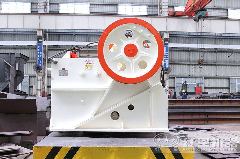 德版顎式破碎機(jī) 德版顎式破碎機(jī)