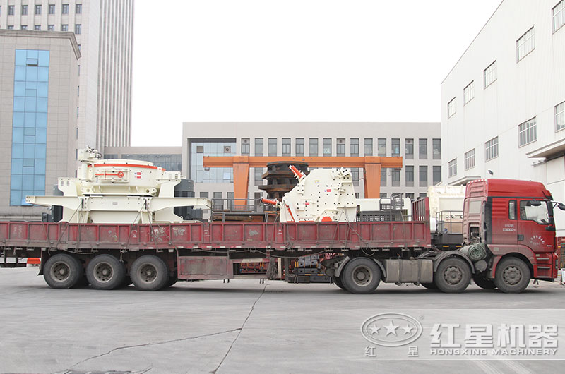 打沙子機(jī)器直接發(fā)往客戶現(xiàn)場 打沙子機(jī)器直接發(fā)往客戶現(xiàn)場