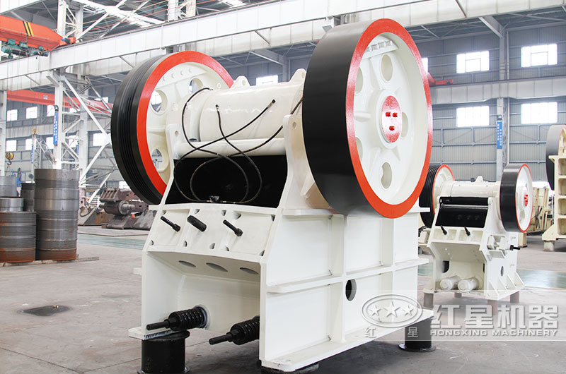 歐版顎式破碎機,粗碎破碎比大 歐版顎式破碎機,粗碎破碎比大