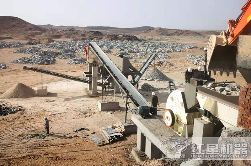 中型碎石機(jī)生產(chǎn)現(xiàn)場圖片 中型碎石機(jī)生產(chǎn)現(xiàn)場圖片