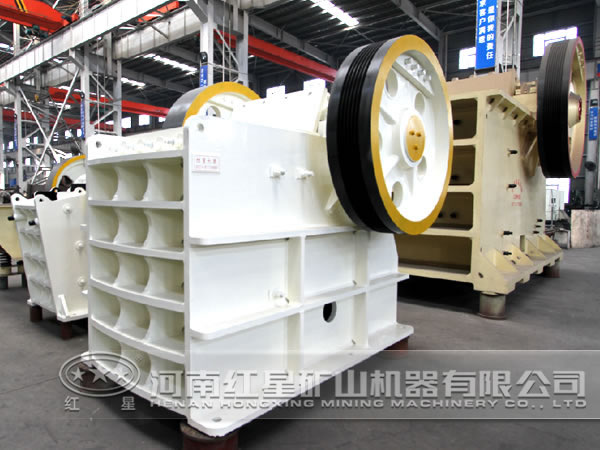 葉臘石顎式破碎機 葉臘石顎式破碎機